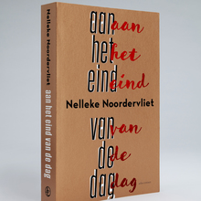 <cite>Aan het eind van de dag</cite> by Nelleke Noordervliet