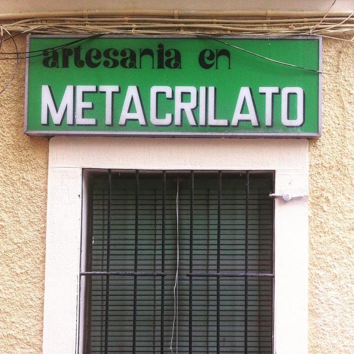 Artesanía en metacrilato