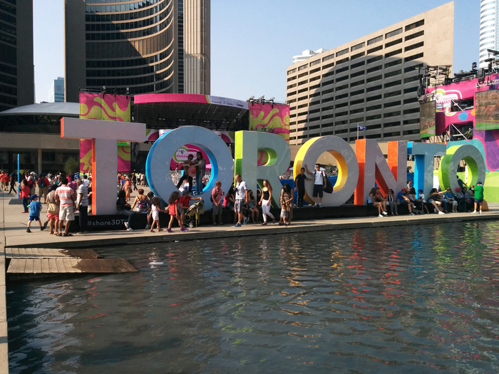 “Toronto” sign 3