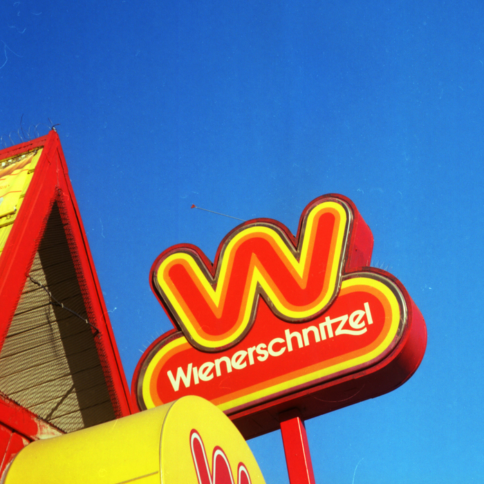 Wienerschnitzel logo (1978, 2009) 4