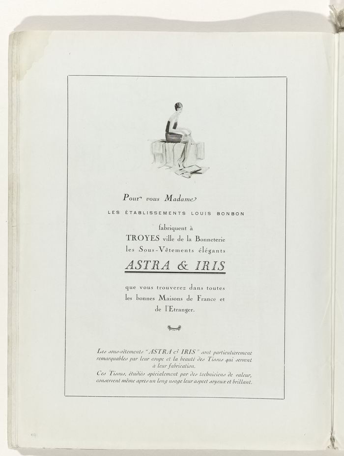 Page 4, more ads. The advertiser’s name is set in Fournier Le Jeune. Note the end swashes on r en e in the opening line in Nicholas Cochin’s italics. The complimentary caps with mini serifs are from a yet unidentified typeface similar to Copperplate Gothic. The text at the bottom is in (non-Nicholas) Cochin Italique with its characteristic cursive d and s.