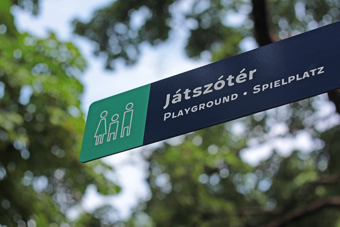 Margaret Island wayfinding system 7