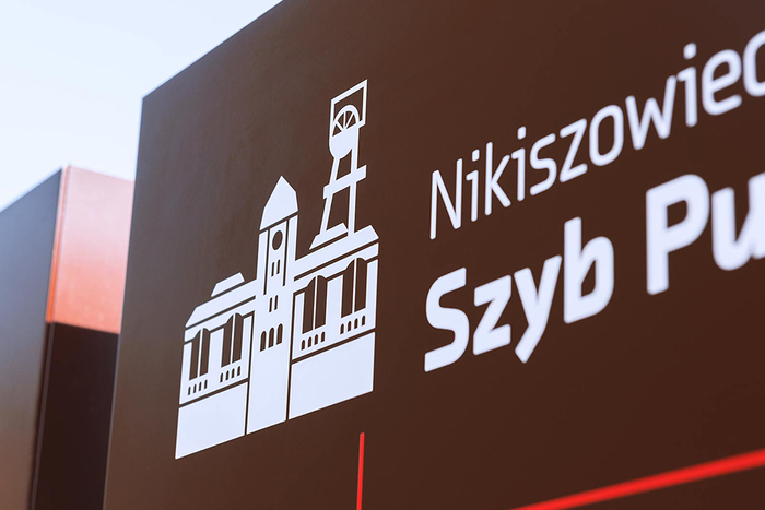 Nikiszowiec wayfinding system 1