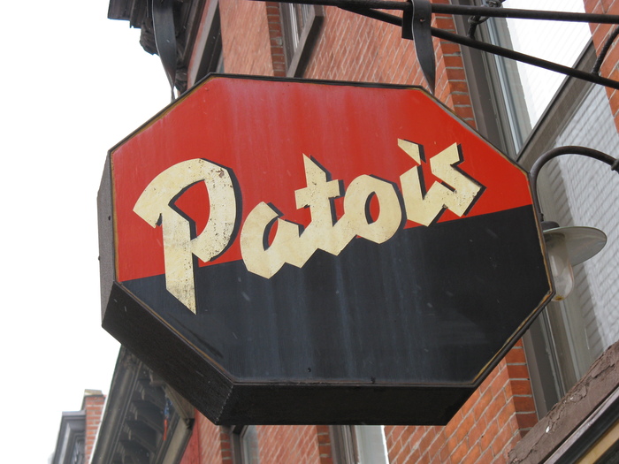 Patois sign, 2008