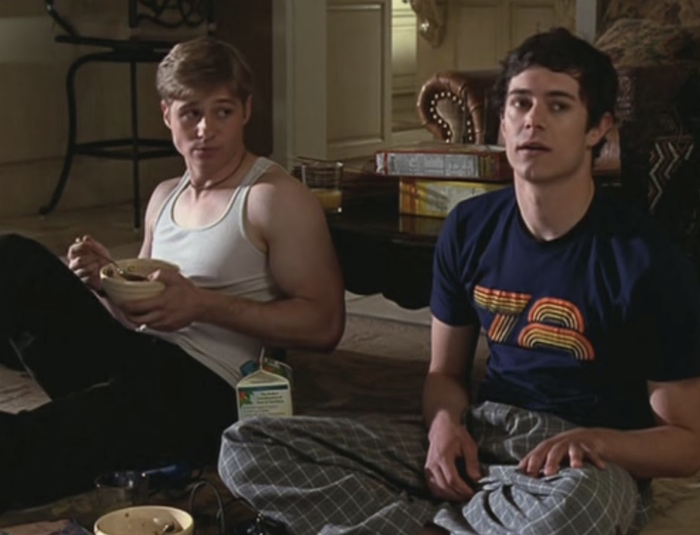 “78” T-shirt in The O.C. TV show 1