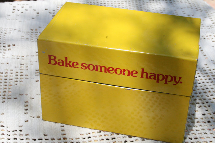 “Bake someone happy” recipe box