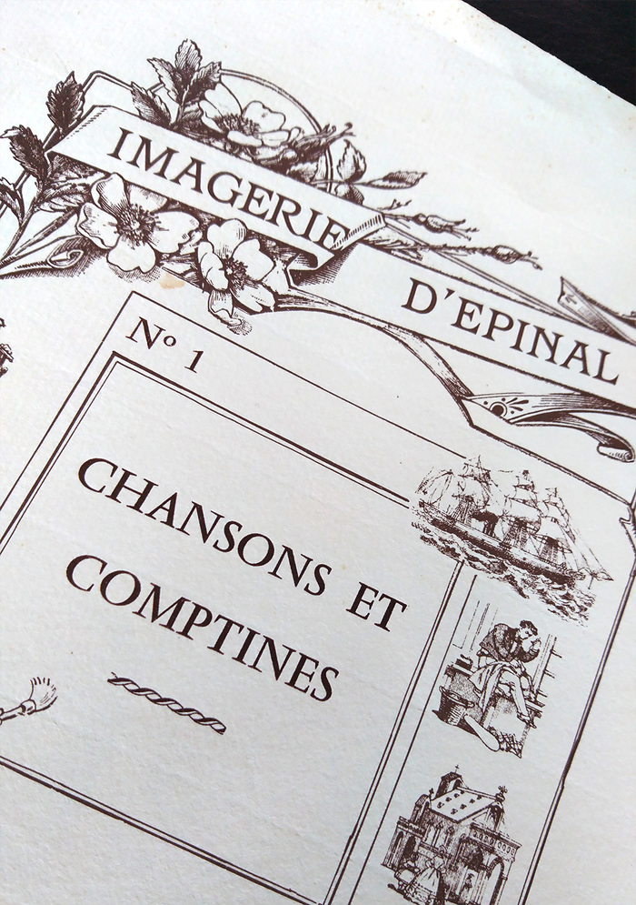 Close-up of the sleeve. ITC Barcelona is used for the label and Vendôme for the title.