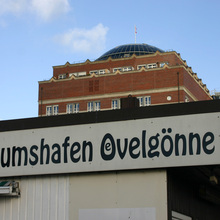 Museumshafen Oevelgönne sign