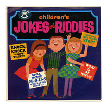 <cite>Children’s Jokes And Riddles </cite>album art