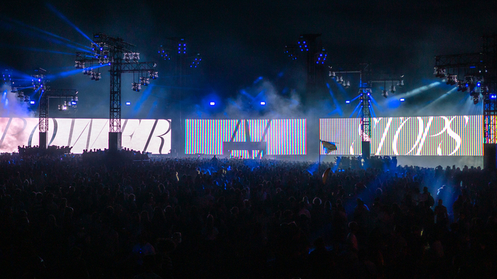 Live visuals at Dour Festival 2019 2