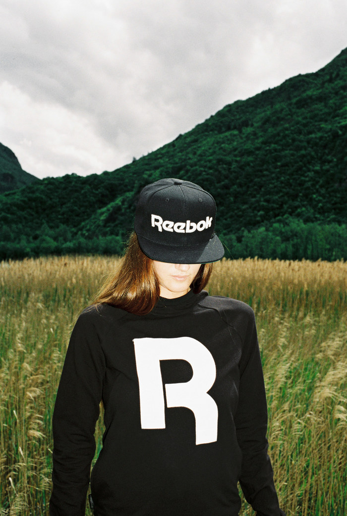 “R” Reebok longsleeve