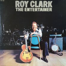 Roy Clark – <cite>The Entertainer</cite> album art