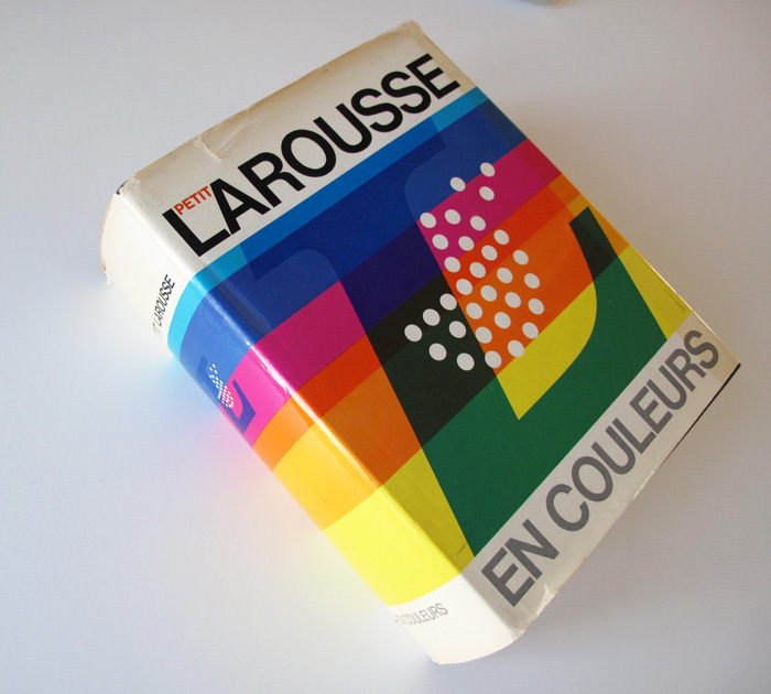 Le Petit Larousse en Couleurs (1972) - Fonts In Use