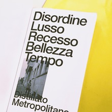 <cite>Disordine Lusso Recesso Bellezza Tempo</cite>