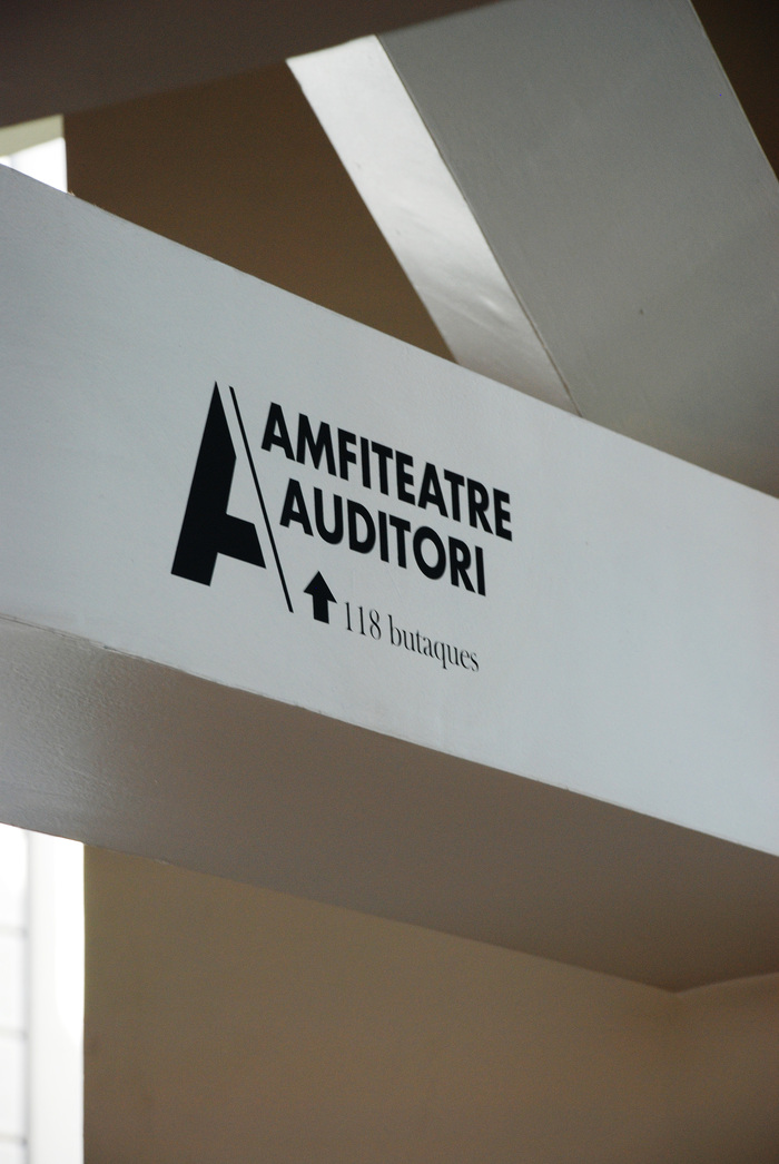 CaixaForum signs 4