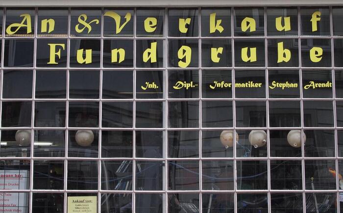 An &amp; Verkauf Fundgrube, Stralsund 1