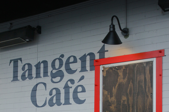 Tangent Café 4