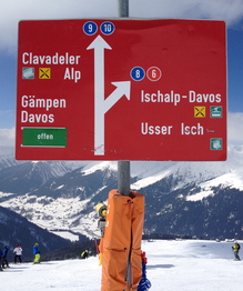SNV ski signs