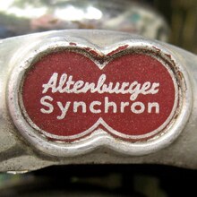 Altenburger Synchron brake fork badge