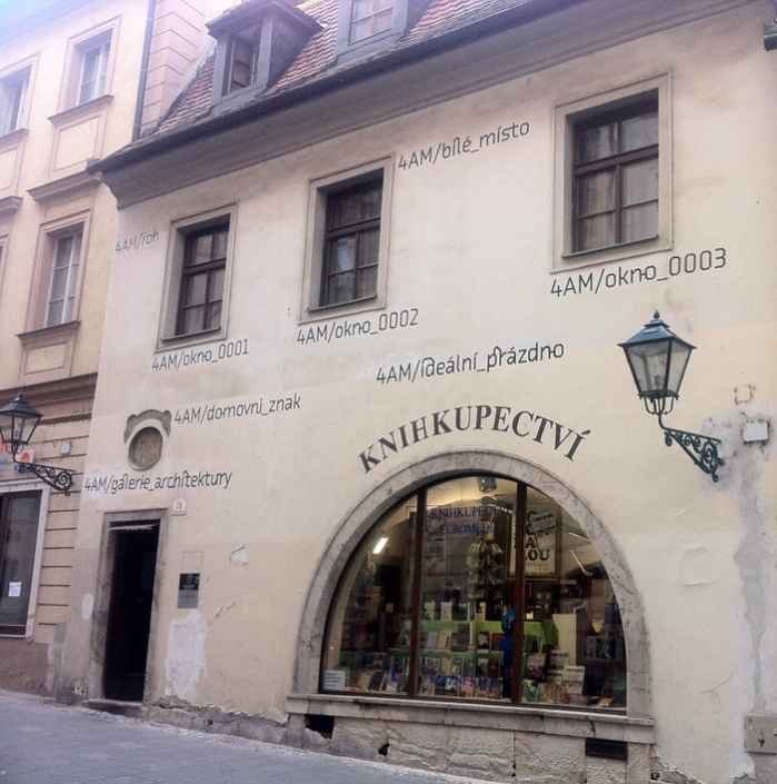 “From January 2011 till December 2012 the 4AM Forum for Architecture and Media has run the Gallery of Architecture in Brno” on&nbsp;Starobrnenská 16/18&nbsp;(Google Street View).&nbsp;The labels&nbsp;spell out the visible elements of the&nbsp;facade: ‘corner’, ‘white space’,&nbsp;‘window’, ‘building inscription’, ‘ideal void’.