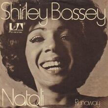 Shirley Bassey – “Natali” / “Runaway” Dutch single cover