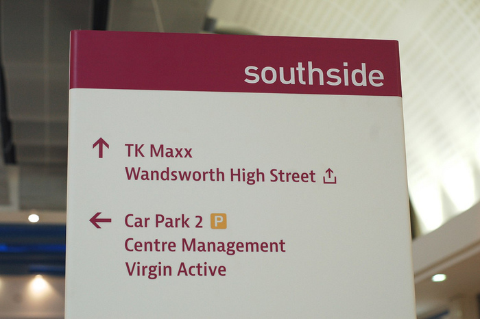 Southside Wandsworth wayfinding 4