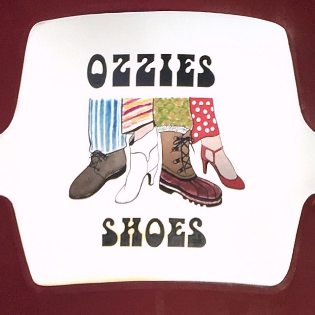 Ozzie’s Shoes awning 2