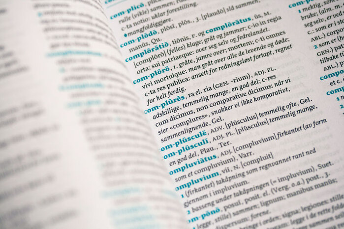 Latin-Norwegian dictionary (Cappelen Damm) 4