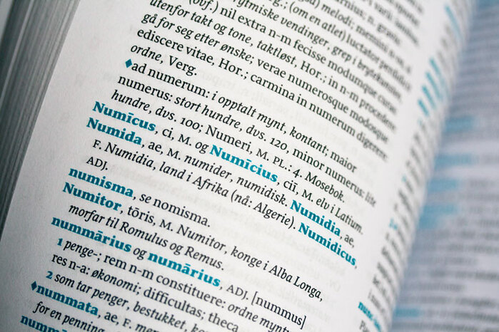 Latin-Norwegian dictionary (Cappelen Damm) 5