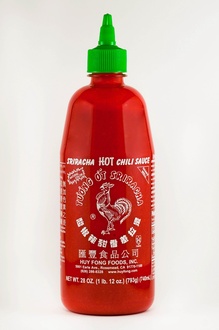 Huy Fong sriracha hot sauce label