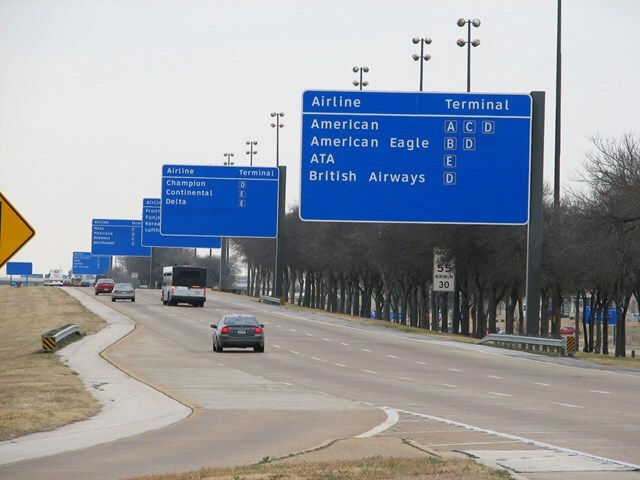 Dallas/Fort Worth International Airport wayfinding 6