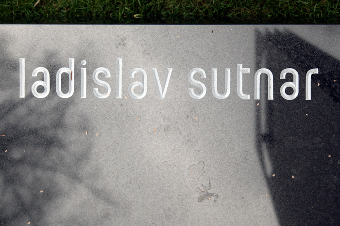 Ladislav Sutnar’s gravestone 3