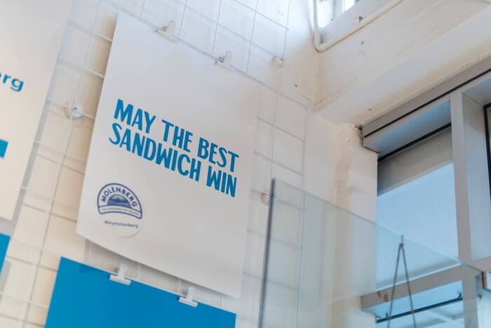 Molenberg Sandwich Shop 5
