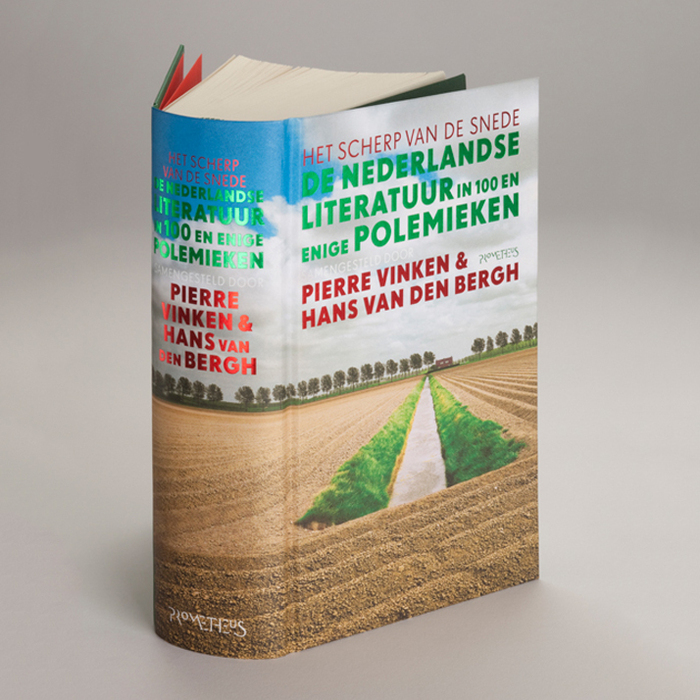De Nederlandse literatuur in 100 en enige Polemieken; Pierre Vinken &amp; Hans van den Bergh; photo by Mischa Keijser.