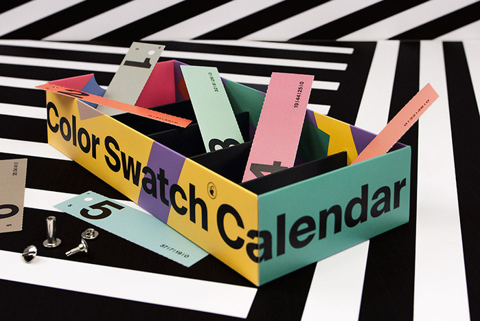 Color Swatch Calendar 2017 4