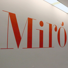 <cite>Joan Miró. Wall, Frieze, Mural</cite>, Kunsthaus Zürich