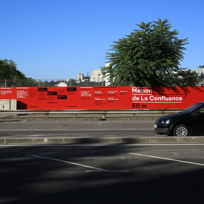 Lyon Confluence signs 2