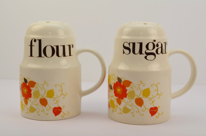 Crown Devon / Mary Quant ceramic containers 11