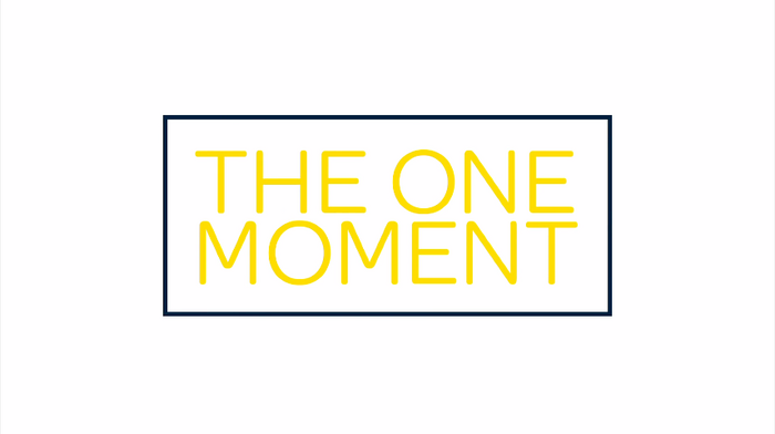 The opening animation ends with the song title neatly set in two tightly spaced lines of equal length, in yellow caps from Omnes Regular. The compactness of this setting is further accentuated by a dark blue frame that echoes the monolinear strokes of the letterforms.