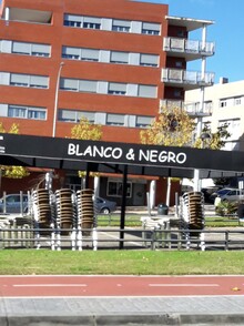 Blanco &amp; Negro