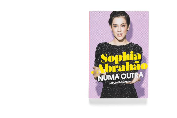 Sophia Abrahão. Numa outra by Camila Fremder 1