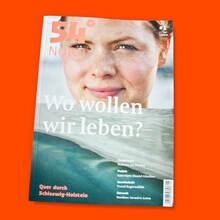 <cite>54° Nord</cite>, a magazine for Schleswig-Holstein