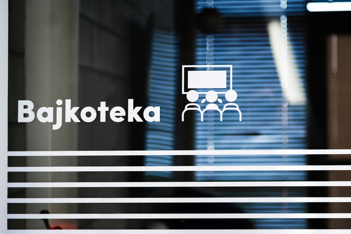 Mediateka Tychy wayfinding system 4