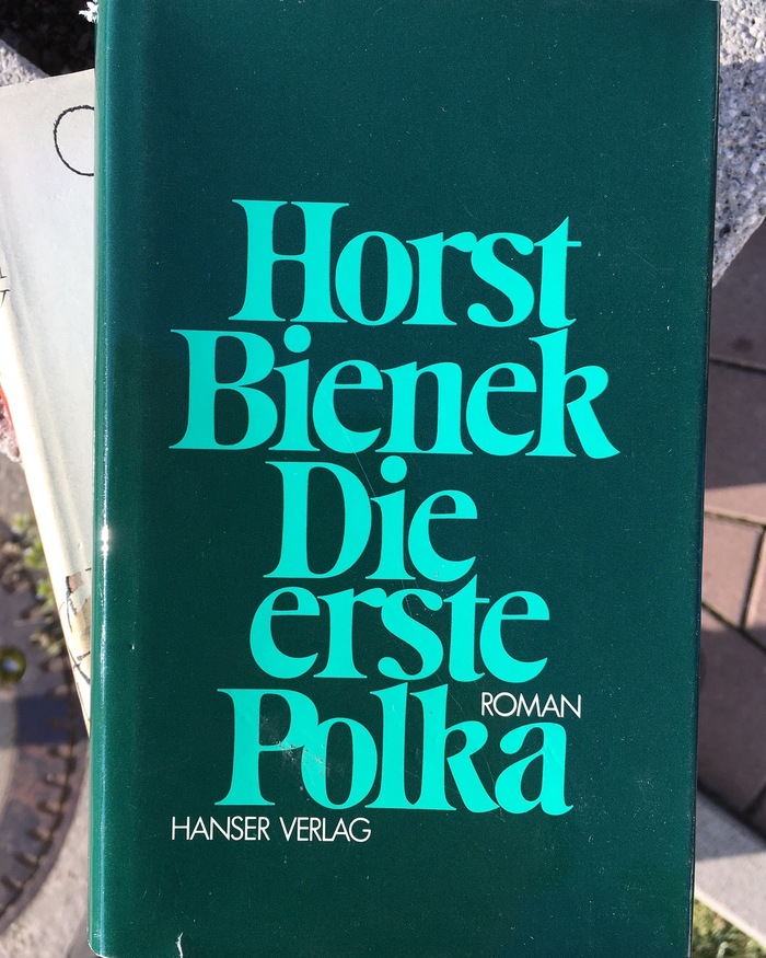 Die erste Polka, Hanser Verlag edition