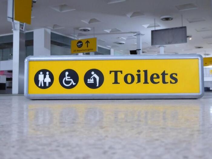Heathrow Airport signs (2005–09) 12