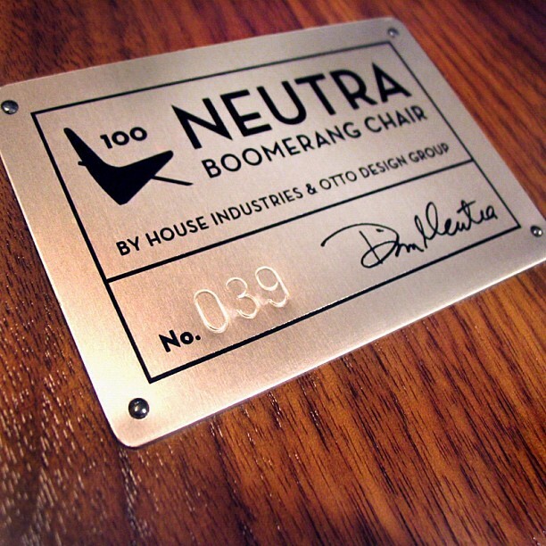 Neutra Boomerang Chair Badge