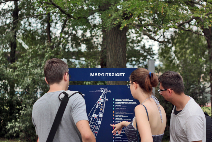 Margaret Island wayfinding system 8