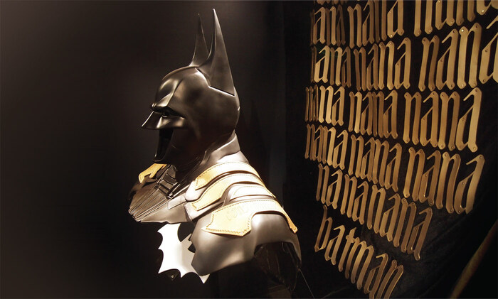 Batman costume for Cape ’n’ Cowl, Warner Bros. Italy 3