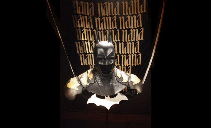 Batman costume for Cape ’n’ Cowl, Warner Bros. Italy 4