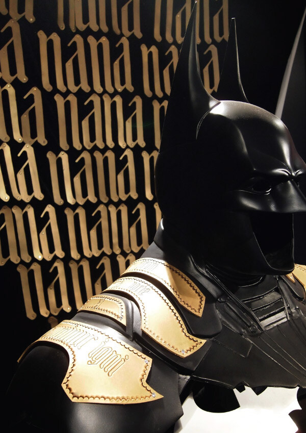 Batman costume for Cape ’n’ Cowl, Warner Bros. Italy 5